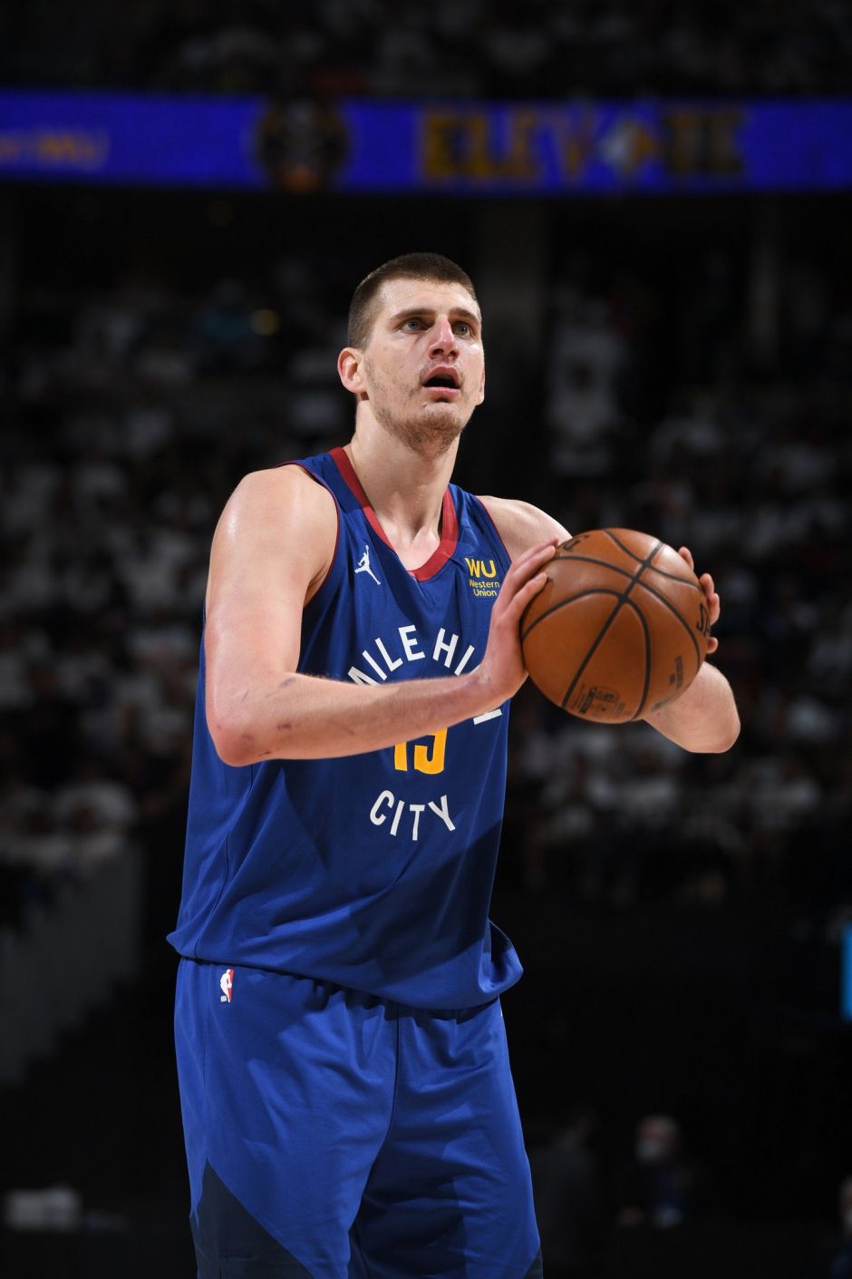 许多足球俱 许多足球俱