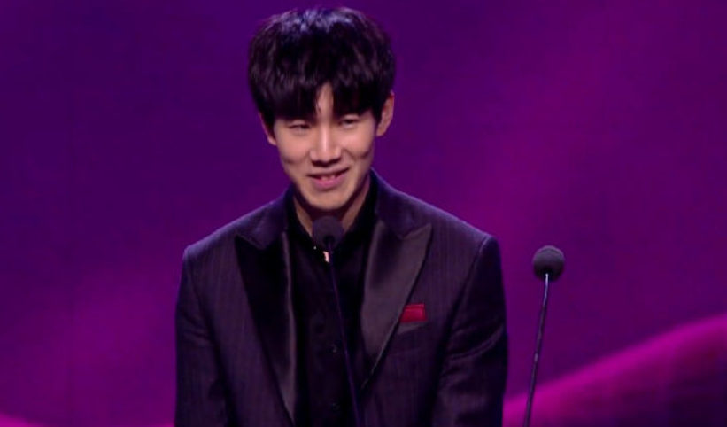 和8次助攻 和8次助攻